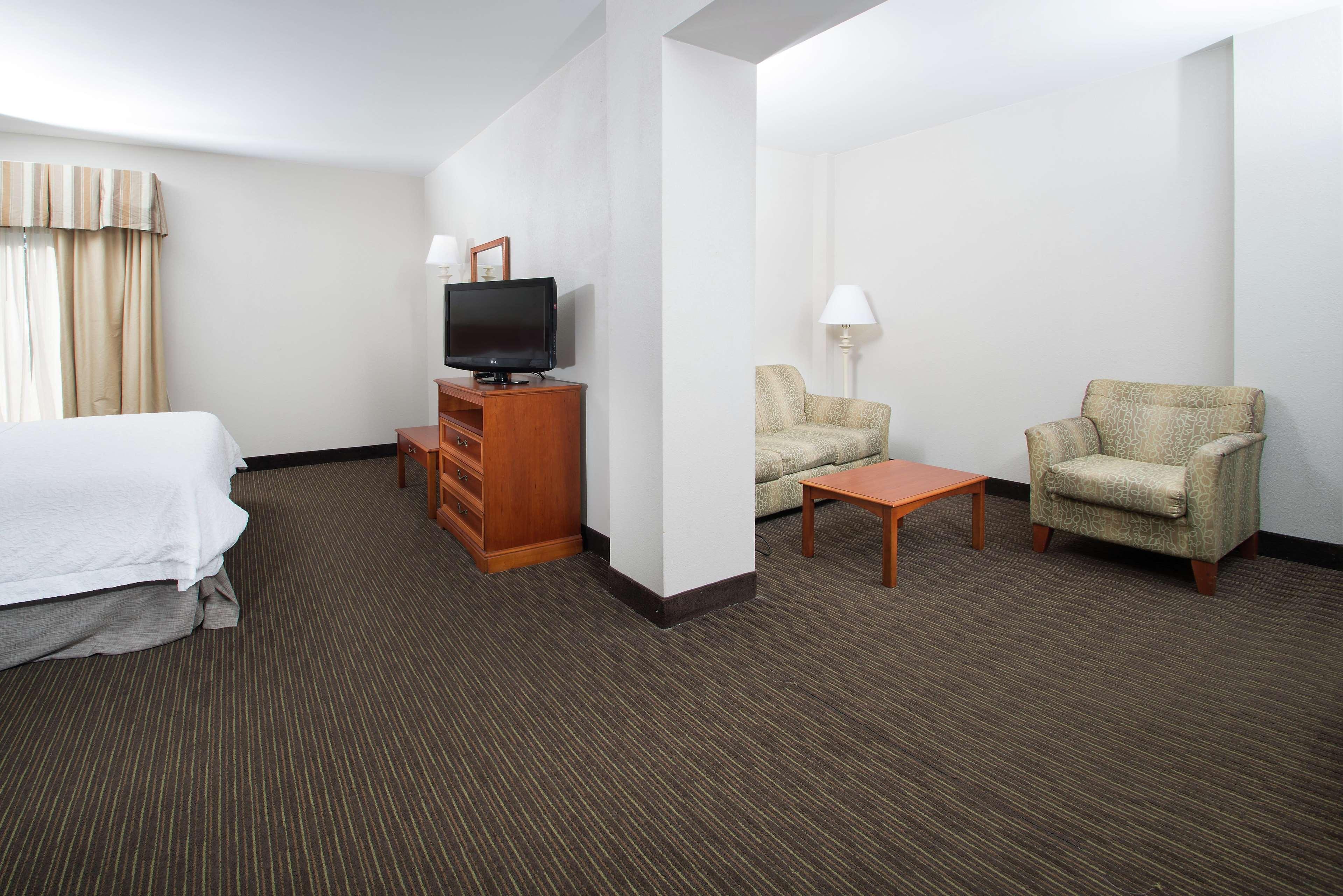 Hampton Inn Linden Exterior foto